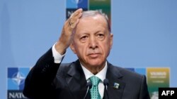 Presiden Turki Recep Tayyip Erdogan saat menghadiri KTT NATO di Vilnius, Lithuania (12/7). 