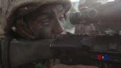 军旅开路人：女兵从海军陆战队步校毕业