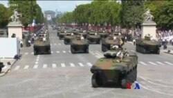 အမေရိကန်လွတ်လပ်ရေးနေ့ စစ်ရေးပြအခမ်းအနားနဲ့ ကျင်းပ