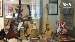 Як пройшов аукціон, який охрестили розпродажем сторіччя світу музики. Відео