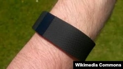 A new study suggests fitness trackers don't promote weight loss.