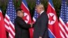 Jabat Tangan Bersejarah Trump-Kim. (Foto: dok).