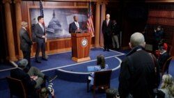 Senator iz Južne Karoline Tim Skot na konferenciji za novinare posvećenoj zakonu o pomoći ugroženima zbog koronavirusa, 25. marta 2020.