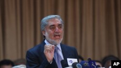 Ứng cử viên tổng thống Afghanistan Abdullah Abdullah tuyên bố sẽ bác bỏ kết quả bầu cử vì tình trạng gian lận ồ ạt ở các thùng phiếu đã diễn ra vào ngày bầu cử 14/6