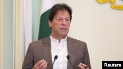 PM Pakistan, Imran Khan mendesak masyarakat internasional untuk mencabut sanksi-sanksi dari Iran. (Foto: dok).
