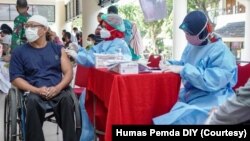 Pemerintah pusat melipatgandakan target vaksinasi setiap kabupaten untuk mengejar penuntasan program pada Oktober 2021. Foto: Courtesy/Humas Pemda DIY)