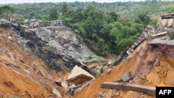 Ndako mingi ebukani na bokweyisami ya mabele na nse ya mpela ekasi na Kinshasa, 26 novembre 2019.