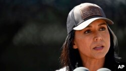 Darektar Hukumar Leken Asirin Kasa, TulsiGabbard yayin jawabinta a ziyarar da ta raka Mataimakin Shugaban kasa JD Vance a ranar Laraba, 05 ga watan Maris, 2025.