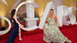 Atmosfera na crvenom tepihu uoči početka ceremonije dodele Oskara