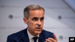 Mark Carney govori tokom konferencije za štampu o odluci Banke Engleske o kamatnoj stopi i izvještaju o inflaciji u Bank of England u Londonu, 1. avgusta 2019.