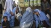 Kelompok Taliban di Afghanistan menerapkan aturan yang sangat ketat bagi kaum perempuan.