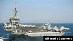 曾经在2007年穿越台湾海峡的美海军小鹰号航母 (资料照片)