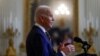 Presiden AS Joe Biden menyampaikan pidato dari Gedung Putih, Washington, pada 6 Februari 2024. (Foto: Reuters/Evelyn Hockstein)