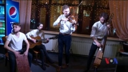 У Києві стартував щорічний фестиваль американського кіно «Незалежність». Відео