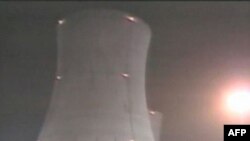 Suriyeli isyancılar Halep'te Suriye ordusu ile çarpışırken, 5 Ağustos 2012