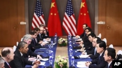 美国总统奥巴马和中国国家主席胡锦涛3月26日在首尔举行会晤