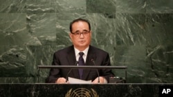 朝鲜前外务相李洙墉(资料图片)